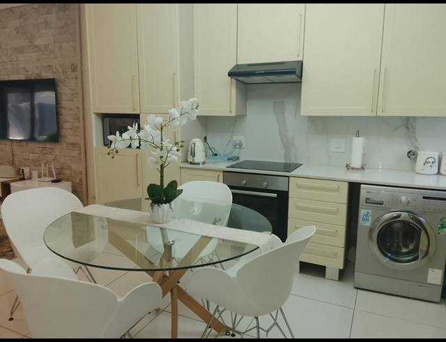 2 BEDROOM TOWNHOUSE FOR SALE IN FOURWAYS